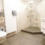 Hof Koehne - Altes - Huhn Apartment *