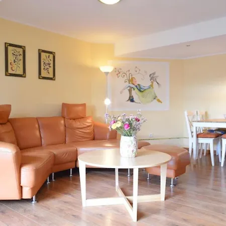 Hof Koehne - Altes - Huhn Apartment *